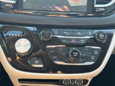 2023 Chrysler Pacifica Touring L FWD