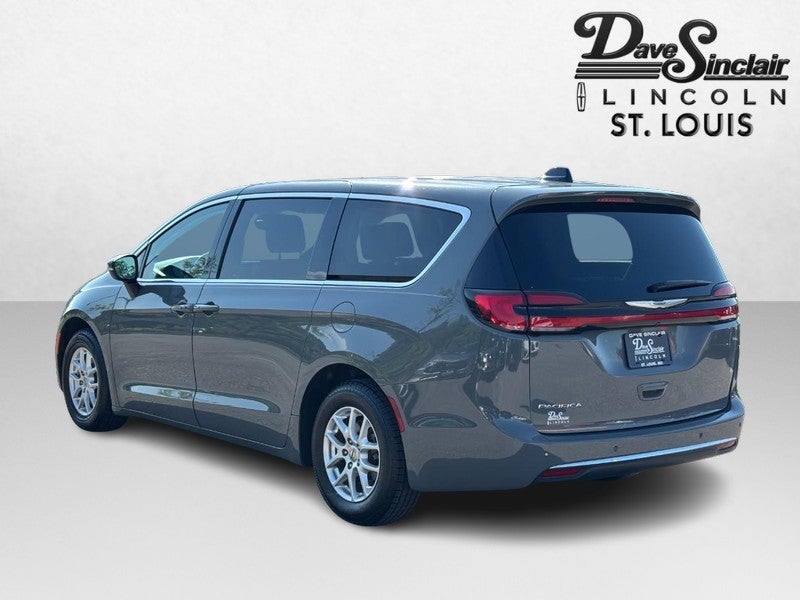 2023 Chrysler Pacifica Touring L FWD