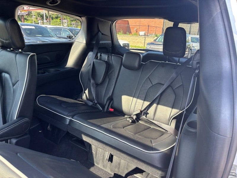 2026 Chrysler Pacifica Limited FWD