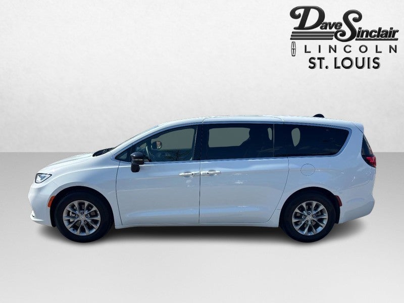 2026 Chrysler Pacifica Limited FWD