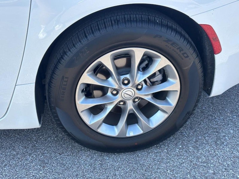 2026 Chrysler Pacifica Limited FWD