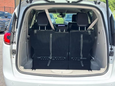 2024 Chrysler Pacifica Hybrid Select FWD
