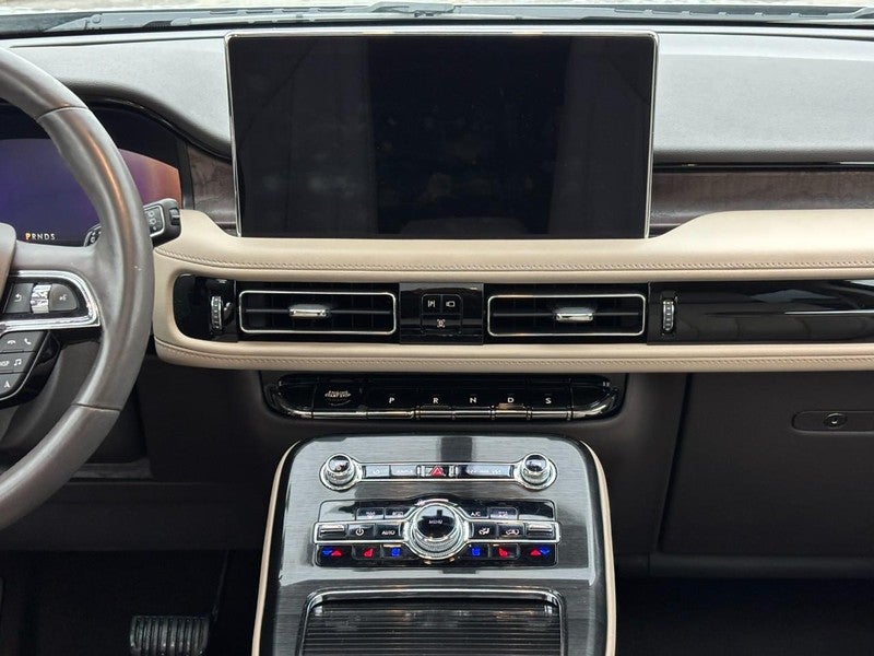 2023 Lincoln Nautilus Reserve FWD