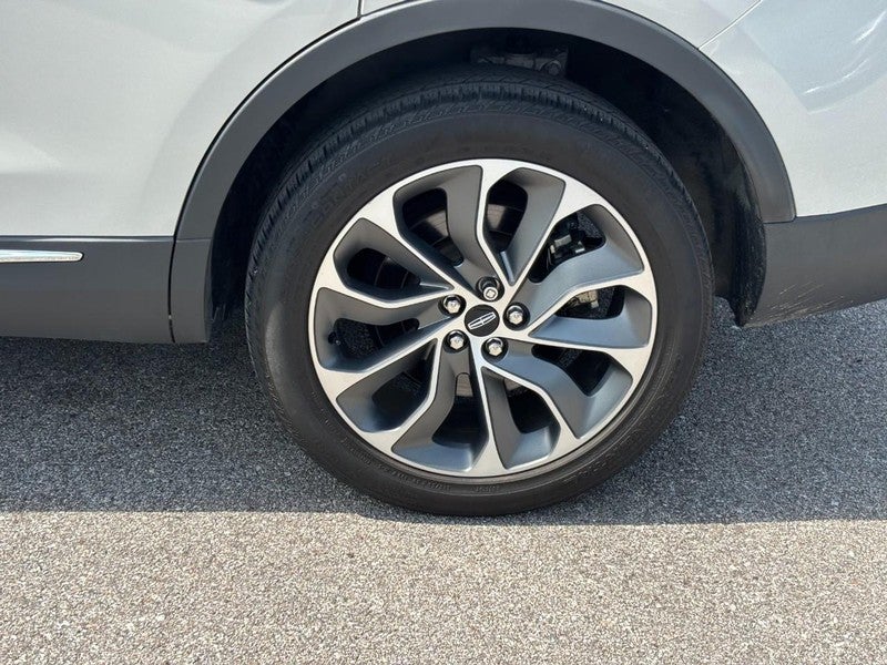 2023 Lincoln Nautilus Reserve AWD