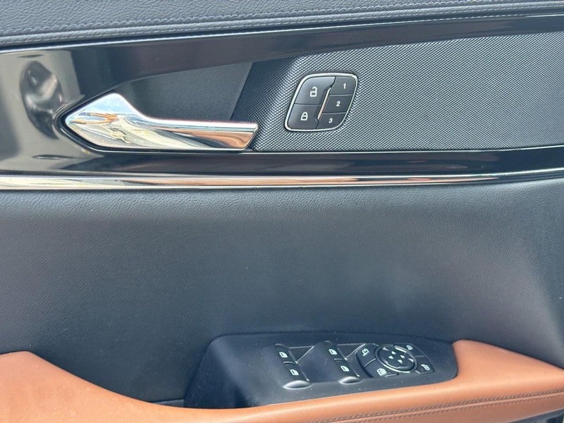 2023 Lincoln Nautilus Reserve AWD