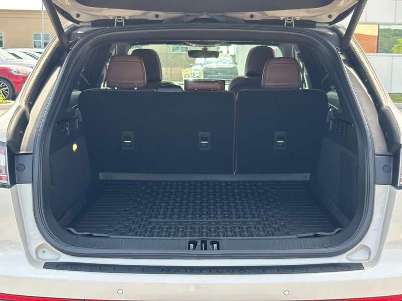 2023 Lincoln Nautilus Reserve AWD