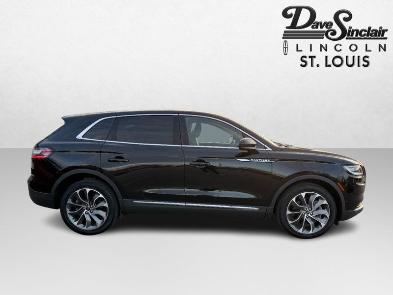 2022 Lincoln Nautilus Reserve AWD