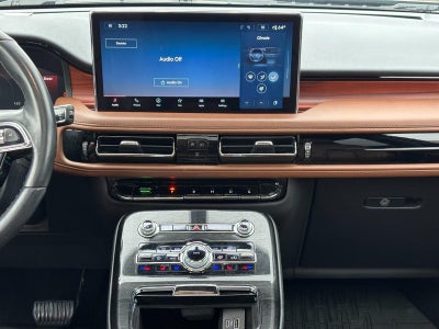 2023 Lincoln Nautilus Reserve AWD