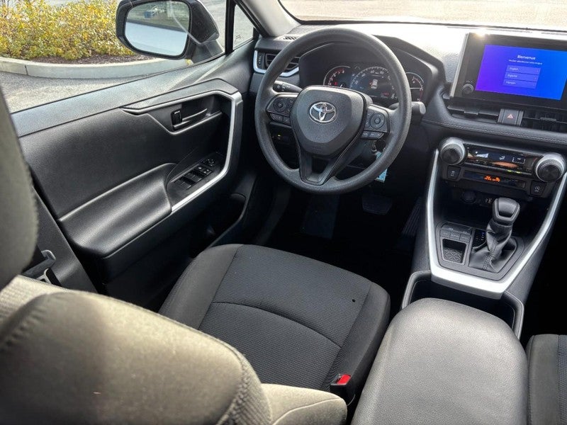 2025 Toyota RAV4 LE FWD (Natl)