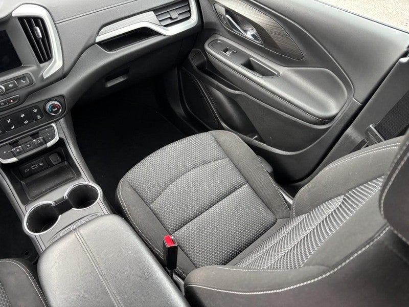 2023 GMC Terrain FWD 4dr SLE