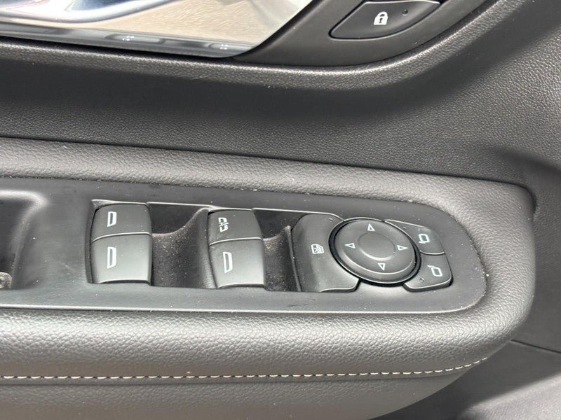 2023 GMC Terrain FWD 4dr SLE