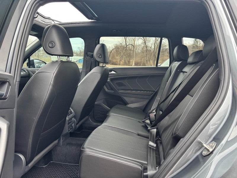 2023 Volkswagen Tiguan 2.0T SE R-Line Black 4MOTION