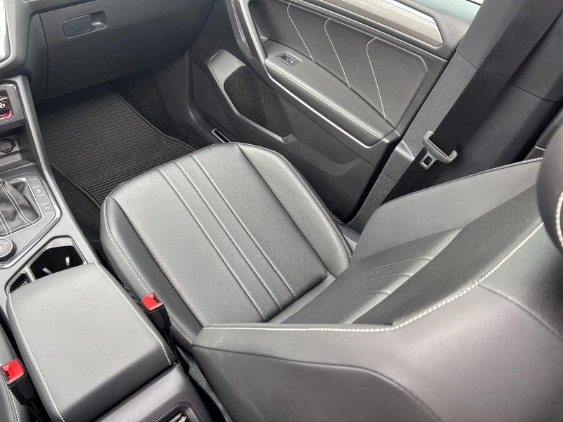 2023 Volkswagen Tiguan 2.0T SE R-Line Black 4MOTION