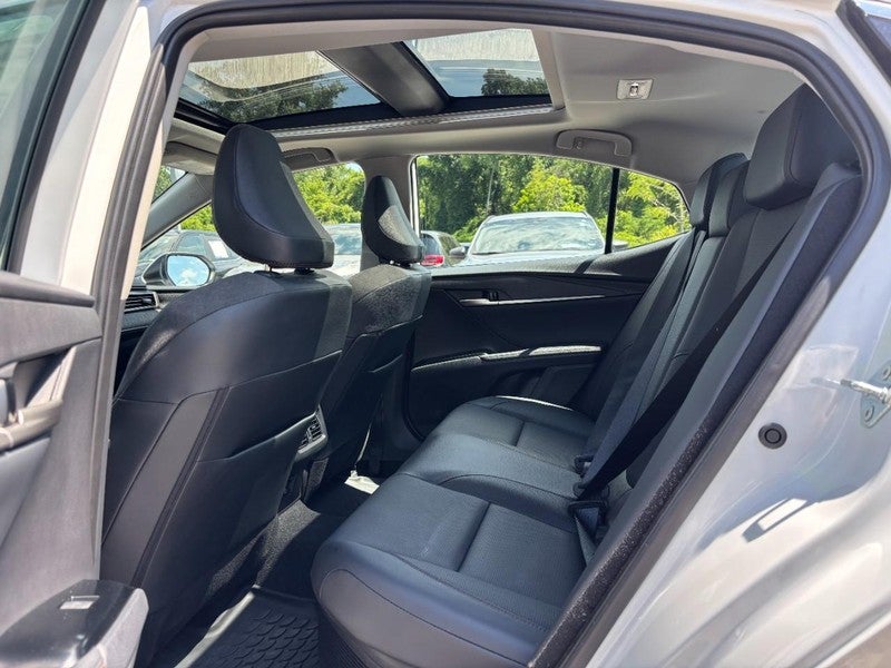2025 Toyota Camry XLE (Natl)