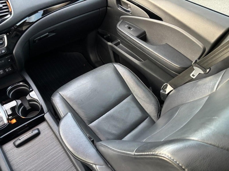 2019 Honda Pilot Touring 8-Passenger AWD