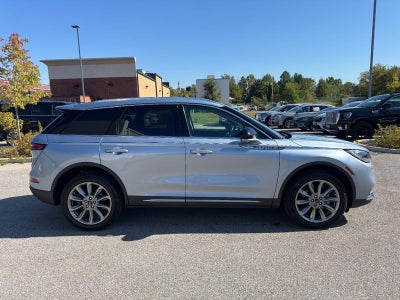 2022 Lincoln Corsair Standard FWD