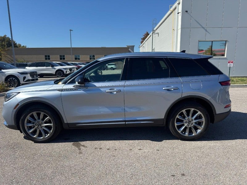 2022 Lincoln Corsair Standard FWD