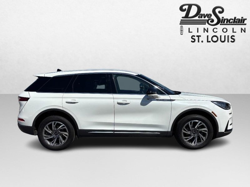 2023 Lincoln Corsair Standard FWD