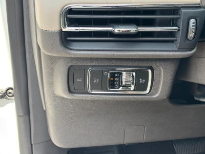 2023 Lincoln Corsair Standard FWD