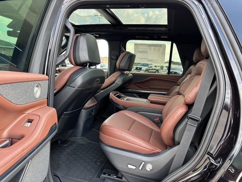 2027 Lincoln Navigator Reserve 4x4