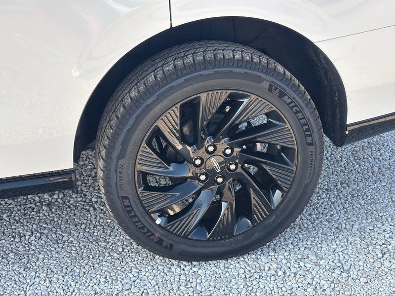 2027 Lincoln Navigator Reserve 4x4