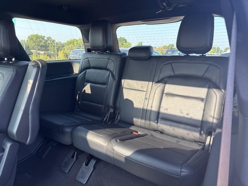 2027 Lincoln Navigator Reserve 4x4