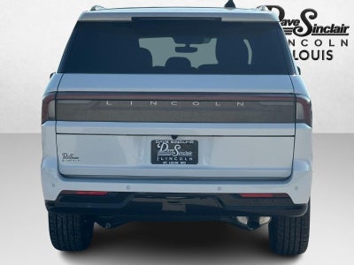 2027 Lincoln Navigator Reserve 4x4