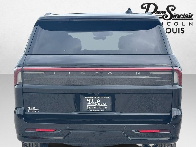 2027 Lincoln Navigator Reserve 4x4