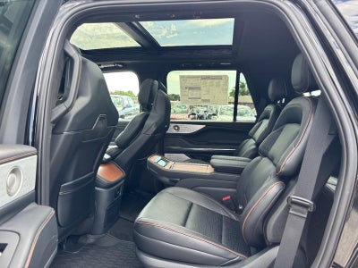 2026 Lincoln Navigator Black Label 4x4