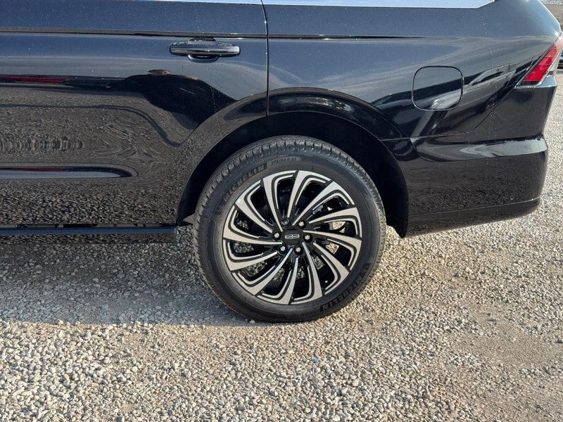2025 Lincoln Navigator Black Label 4x4