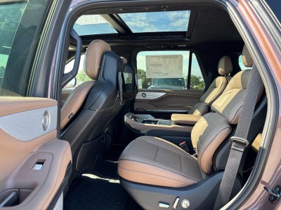 2027 Lincoln Navigator Black Label 4x4