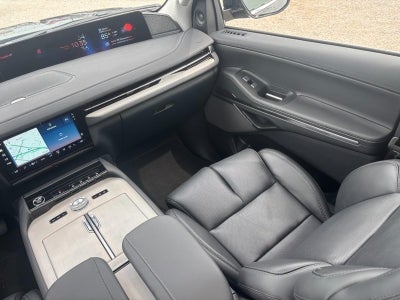 2027 Lincoln Navigator L Reserve 4x4