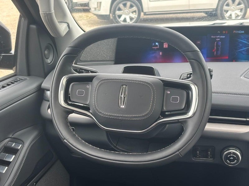 2027 Lincoln Navigator L Reserve 4x4