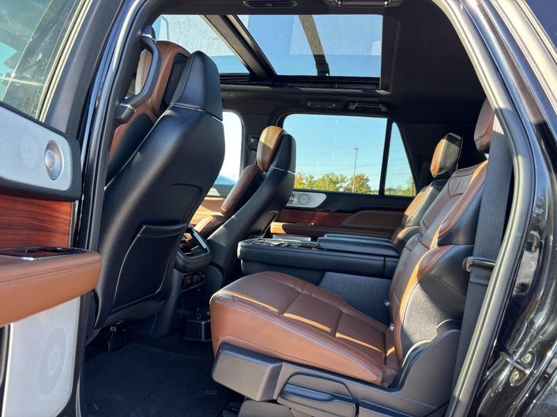 2023 Lincoln Navigator L Reserve 4x4
