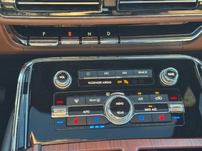 2023 Lincoln Navigator L Reserve 4x4