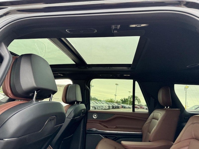 2025 Lincoln Navigator L Reserve 4x4