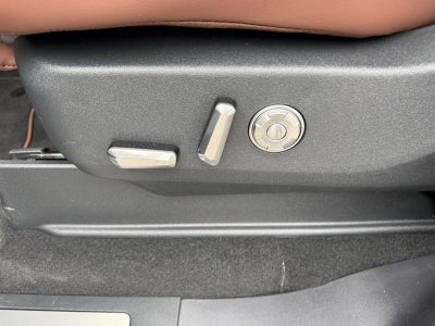 2025 Lincoln Navigator L Reserve 4x4