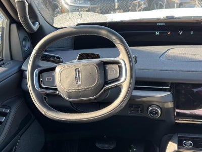 2026 Lincoln Navigator L Reserve 4x4