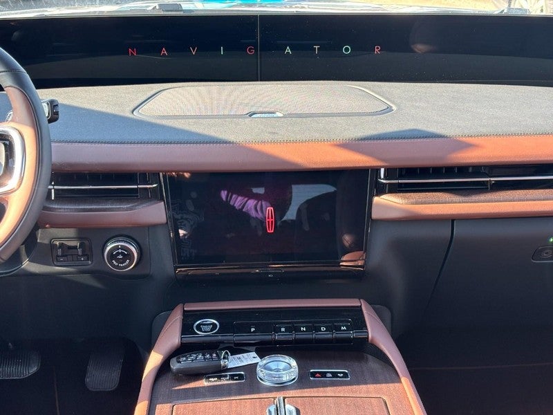 2026 Lincoln Navigator L Reserve 4x4