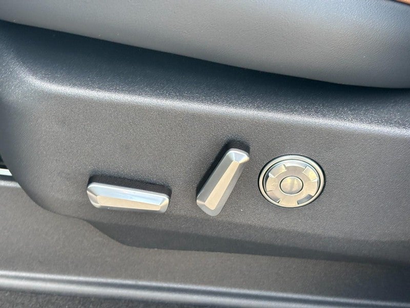 2025 Lincoln Navigator L Black Label 4x4