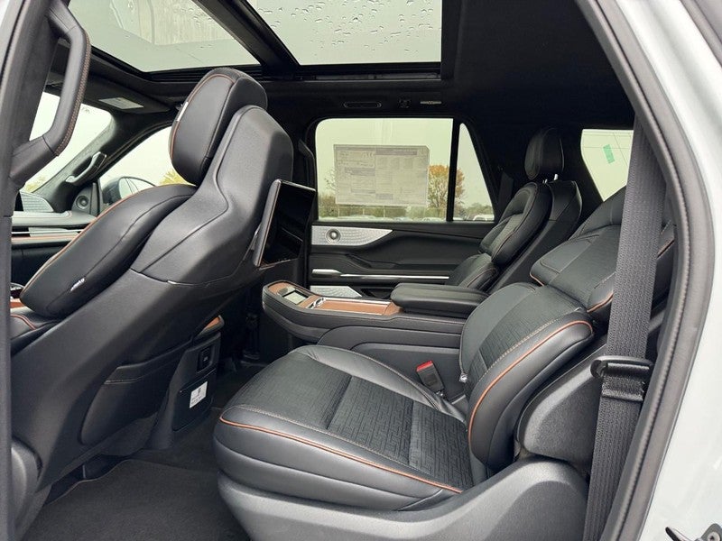 2025 Lincoln Navigator L Black Label 4x4