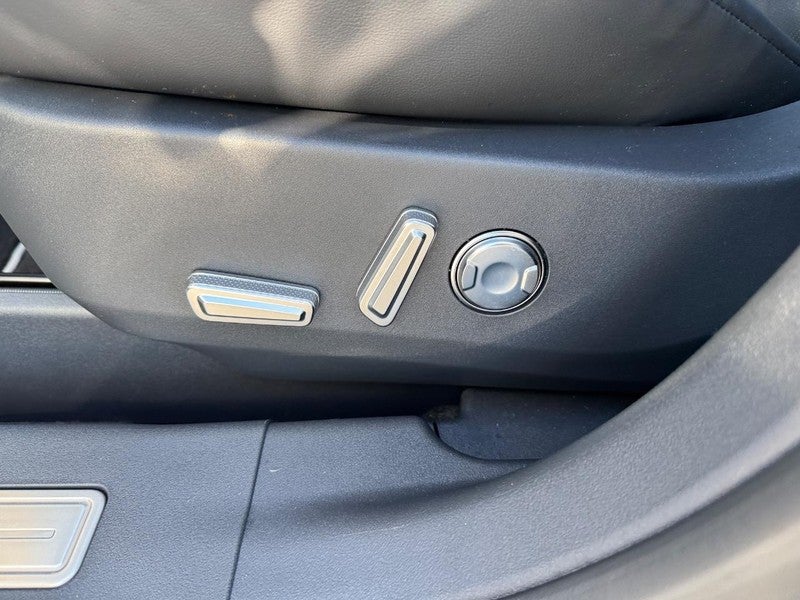 2025 Lincoln Nautilus Premiere AWD