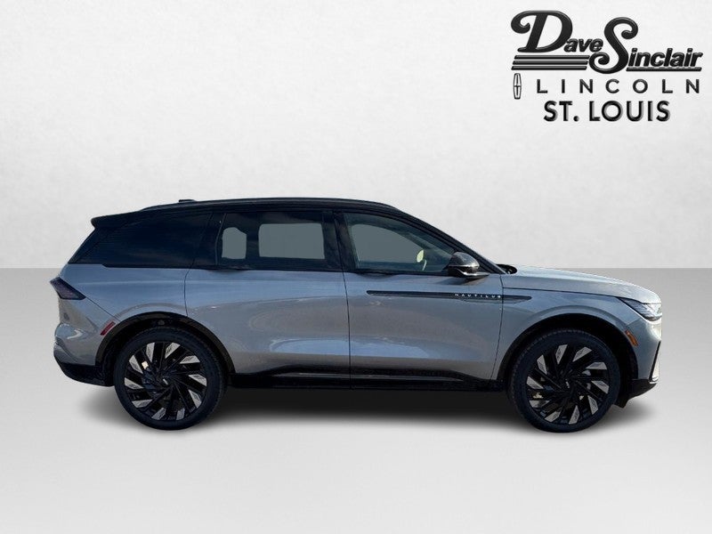 2025 Lincoln Nautilus Reserve AWD