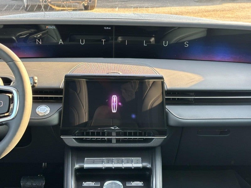 2026 Lincoln Nautilus Reserve AWD