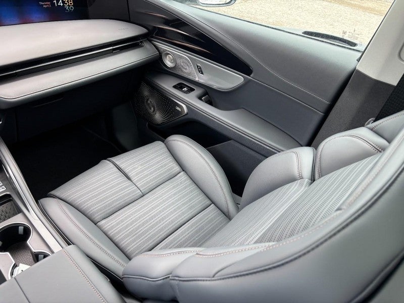 2026 Lincoln Nautilus Reserve AWD