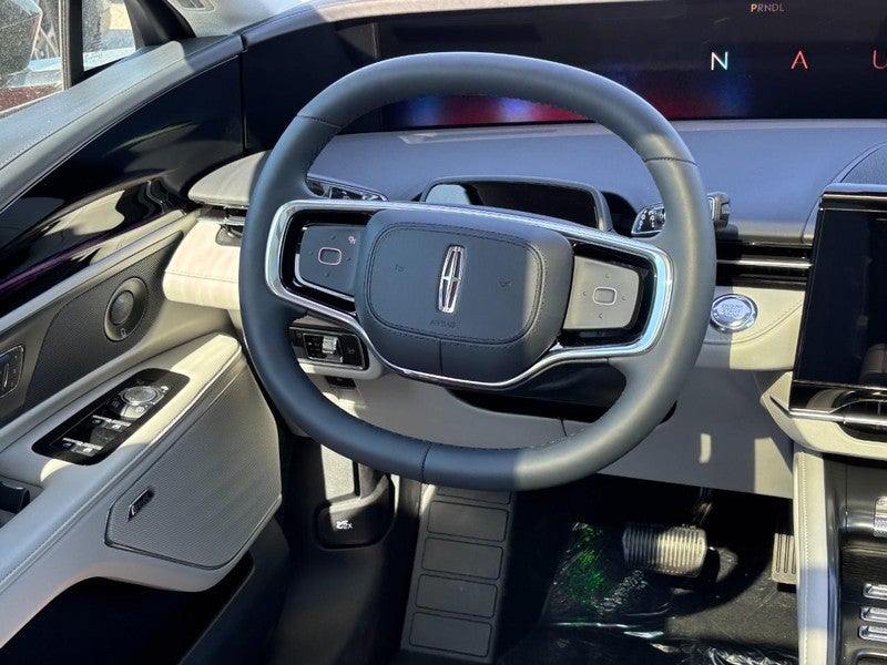 2026 Lincoln Nautilus Reserve AWD