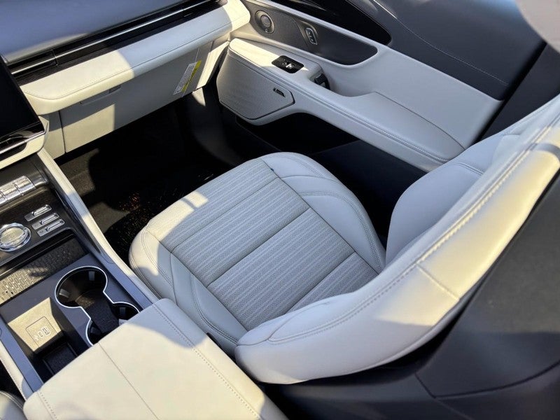 2026 Lincoln Nautilus Reserve AWD