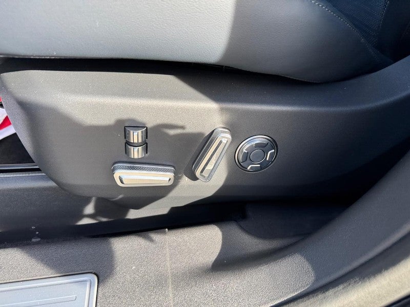 2025 Lincoln Nautilus Reserve AWD