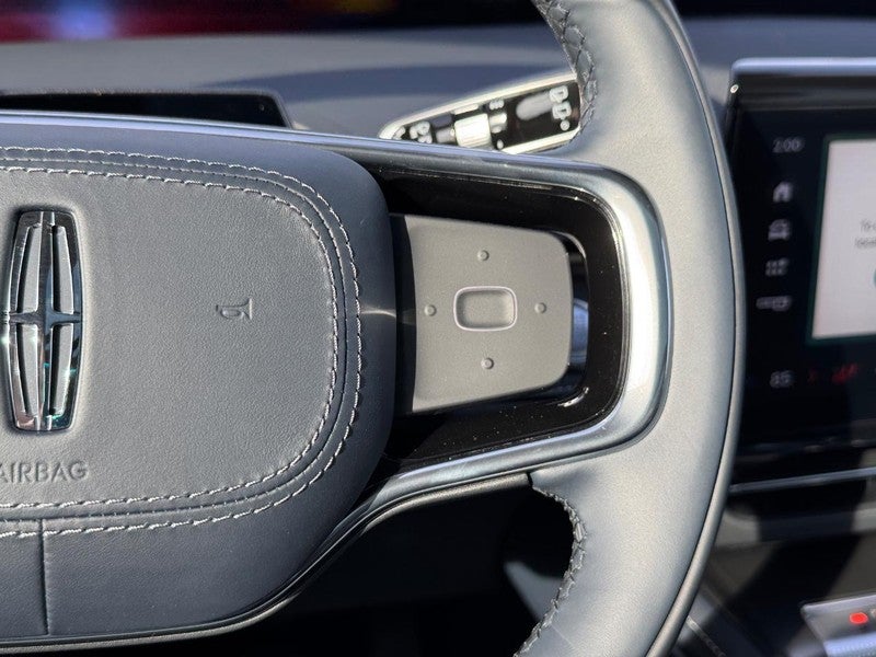2025 Lincoln Nautilus Reserve AWD