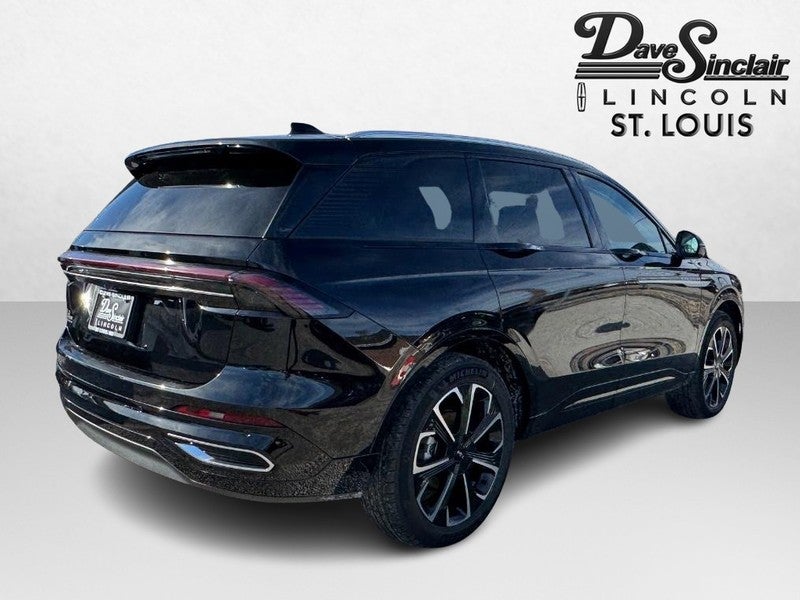 2025 Lincoln Nautilus Reserve AWD